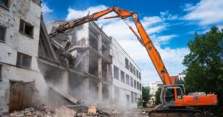 Промышленный демонтаж зданий Шелехов, цена от 3010 руб.